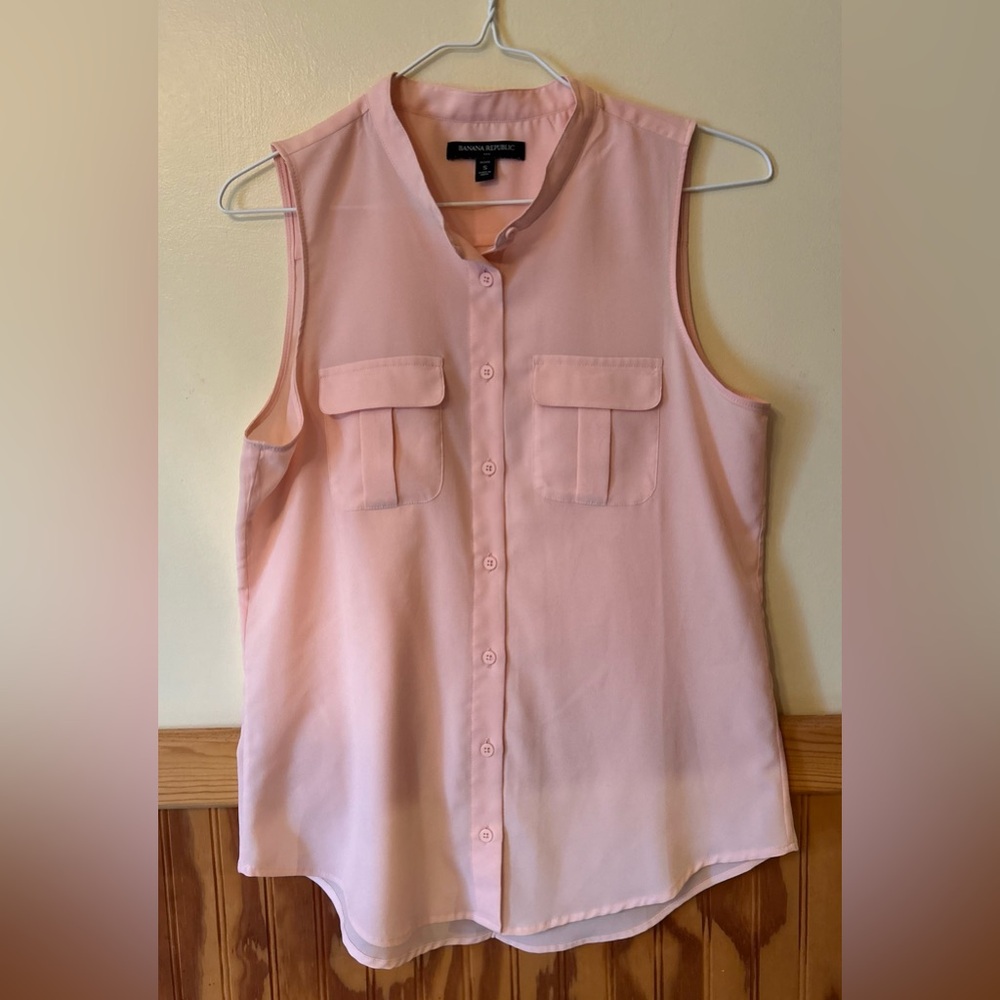 Banana Republic Pink Sleeveless Button-Up Top